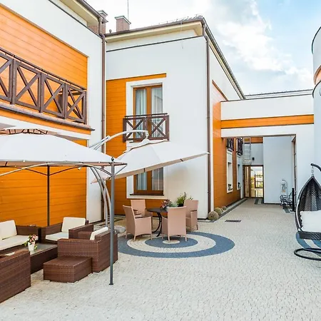 ホテル Kristoff 3*